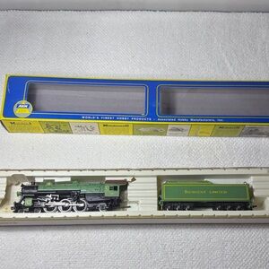 AHM Southern Crescent Limited 4-6-2 Heavy Pacific HO Scale Steam Locomotive NEW